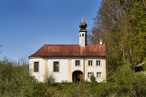 Gemeinde Töging Landkreis Altötting Klausenkirche Panorama (Dirschl Johann) Deutschland Töging